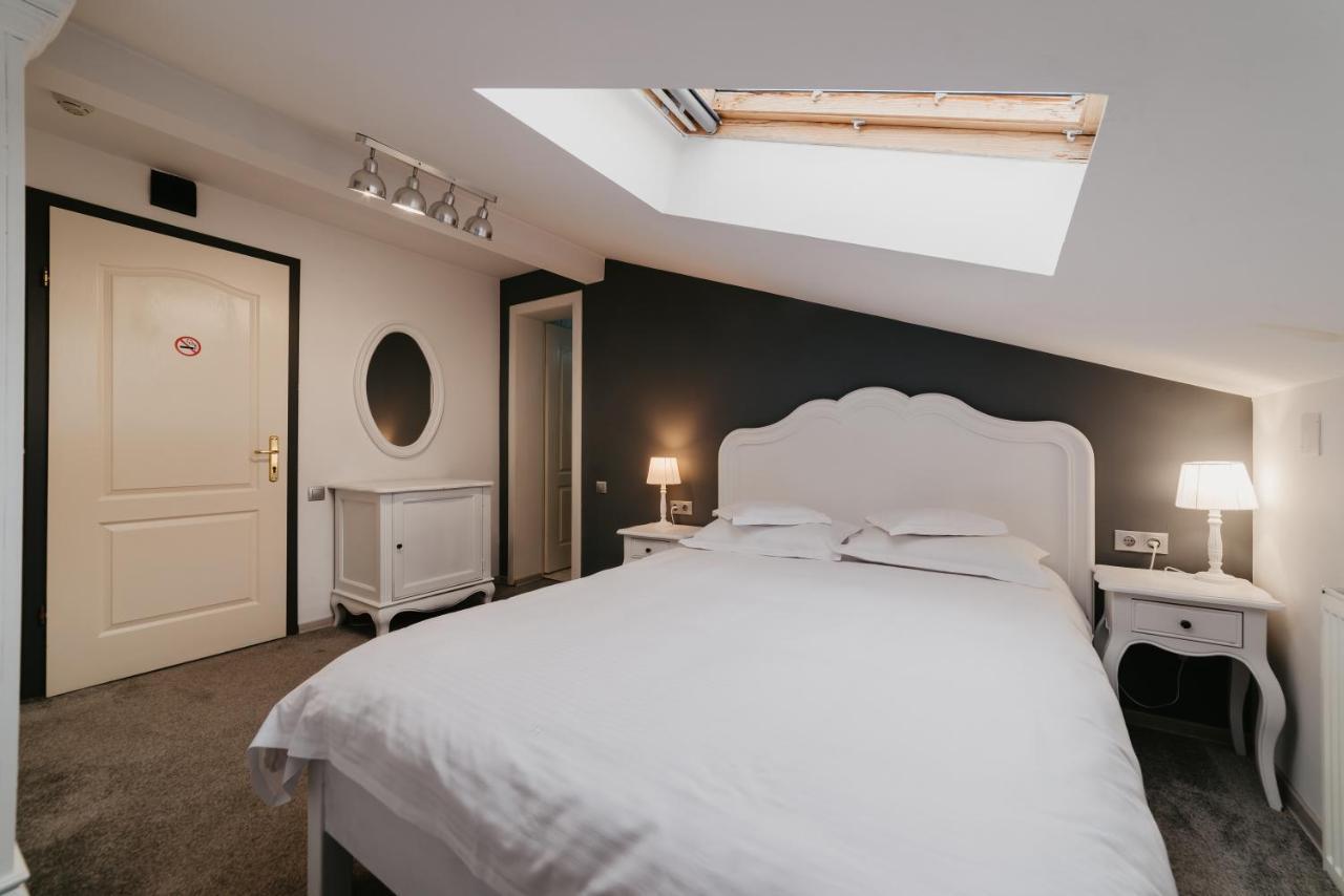 Meteor Central Cluj-Napoca Ngoại thất bức ảnh