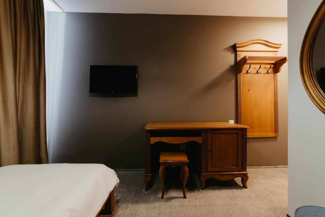 Meteor Central Cluj-Napoca Ngoại thất bức ảnh