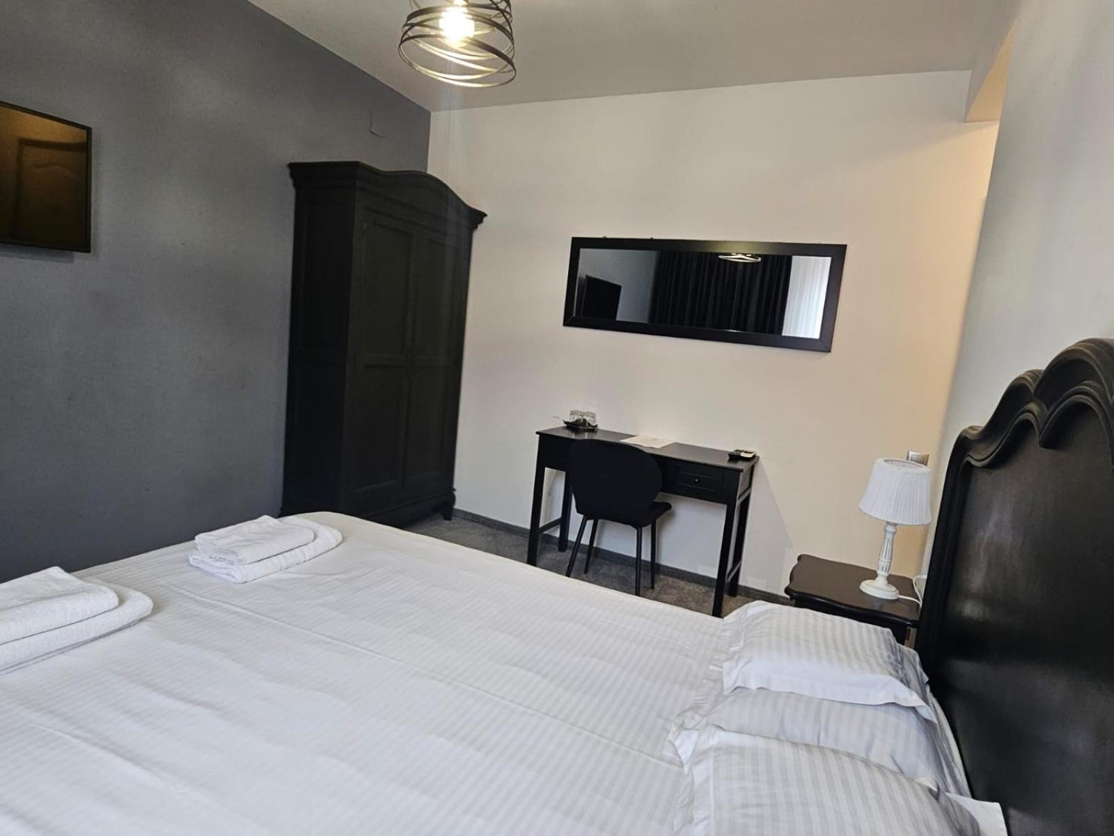 Meteor Central Cluj-Napoca Ngoại thất bức ảnh